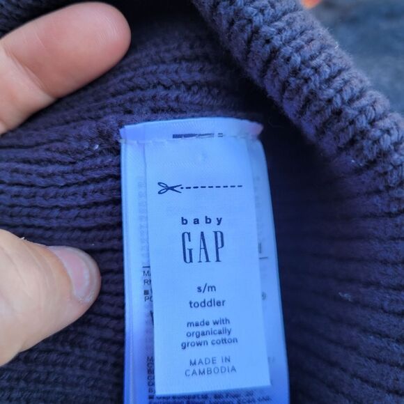 🤸‍♀️3 for 12🤸‍♂️ BUNDLE Three Toddler Knit Hats - Picture 3 of 5